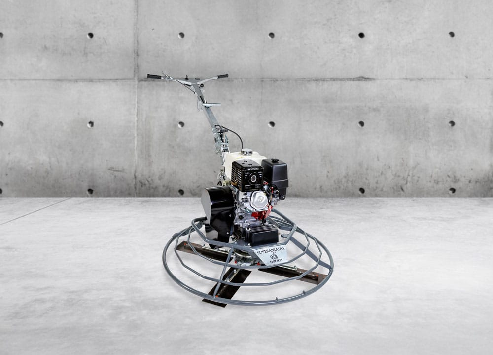 Superabrasive professional concrete power trowel for machinery demonstrations